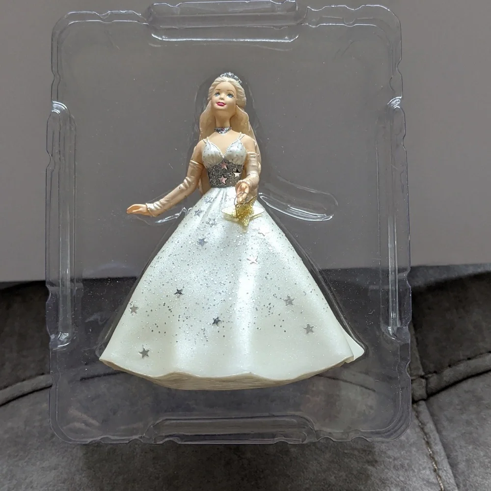 HALLMARK Christmas Ornament Barbie Celebration 2001 Holiday Party Vtg Fancy